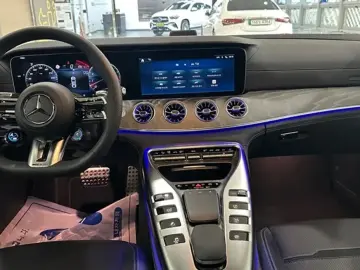2025 Mercedes-Benz AMG GT с пробегом 20 км