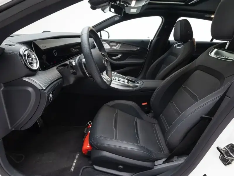 2025 Mercedes-Benz AMG GT с пробегом 6 104 км