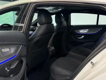 2025 Mercedes-Benz AMG GT с пробегом 11 км