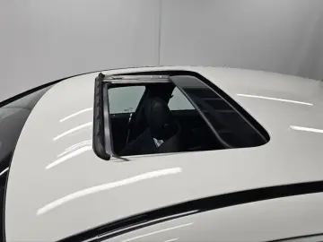 2025 Mercedes-Benz AMG GT с пробегом 1 421 км