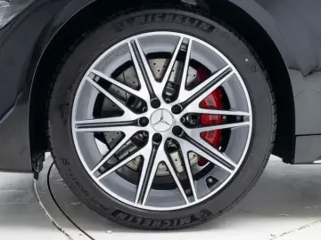 2025 Mercedes-Benz AMG GT с пробегом 1 297 км