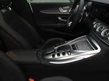 2025 Mercedes-Benz AMG GT с пробегом 1 297 км