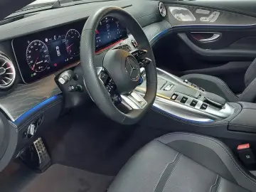 2025 Mercedes-Benz AMG GT с пробегом 5 769 км