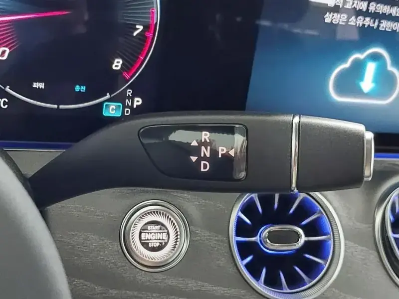 2025 Mercedes-Benz AMG GT с пробегом 318 км