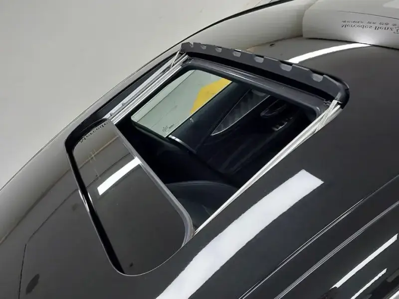 2025 Mercedes-Benz AMG GT с пробегом 712 км