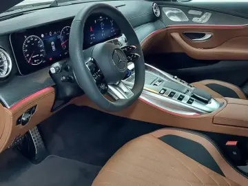2025 Mercedes-Benz AMG GT с пробегом 50 км