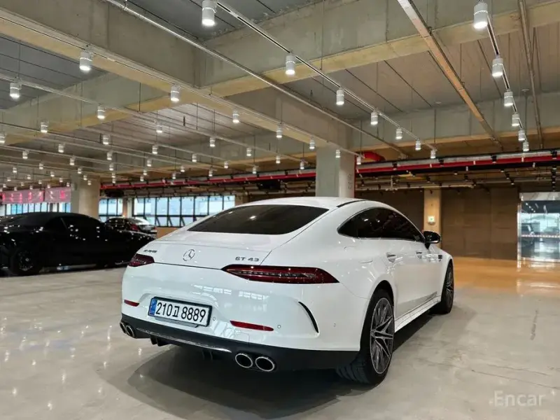 2023 Mercedes-Benz AMG GT с пробегом 52 500 км