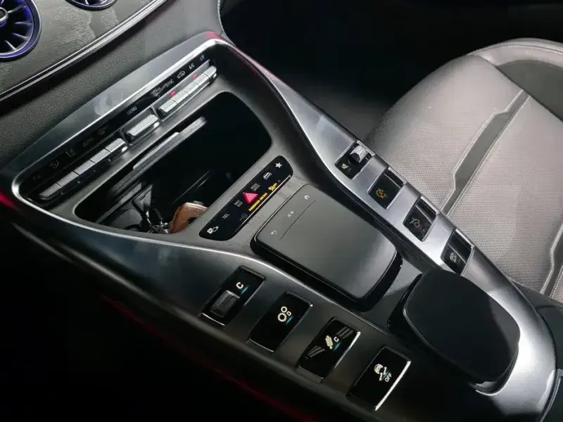 2023 Mercedes-Benz AMG GT с пробегом 24 923 км
