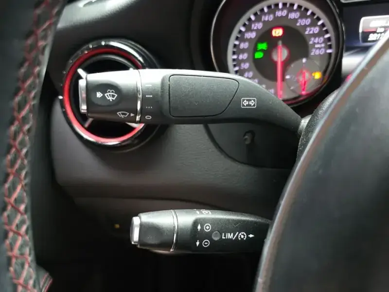 2015 Mercedes-Benz CLA с пробегом 221 291 км