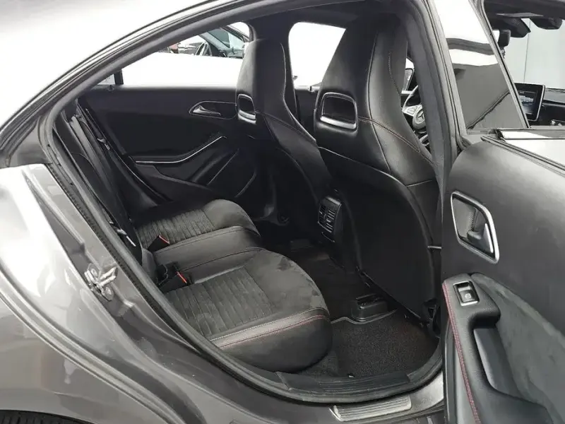 2018 Mercedes-Benz CLA с пробегом 100 349 км