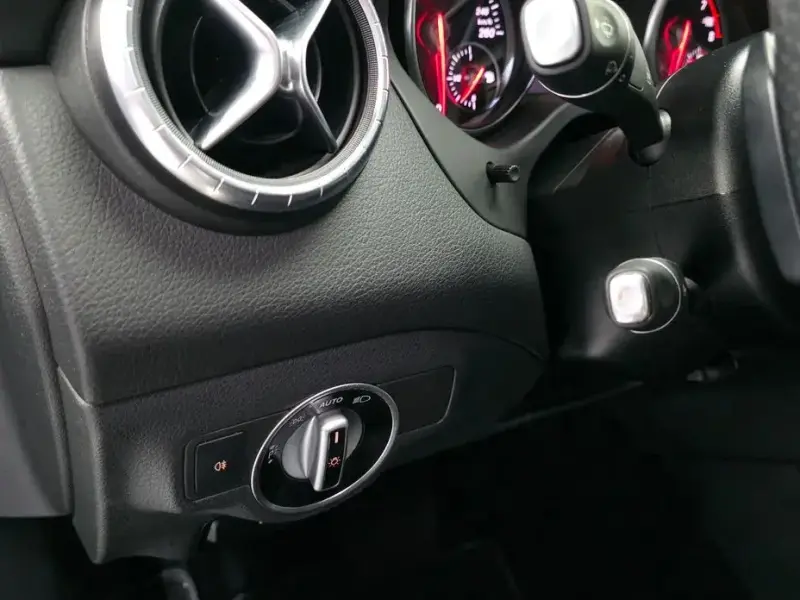 2017 Mercedes-Benz CLA с пробегом 75 883 км