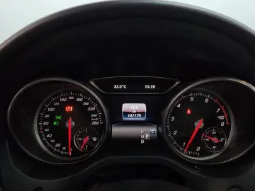 2017 Mercedes-Benz CLA с пробегом 141 175 км