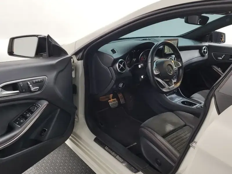 2017 Mercedes-Benz CLA с пробегом 141 175 км