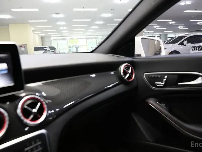 2017 Mercedes-Benz CLA с пробегом 84 685 км