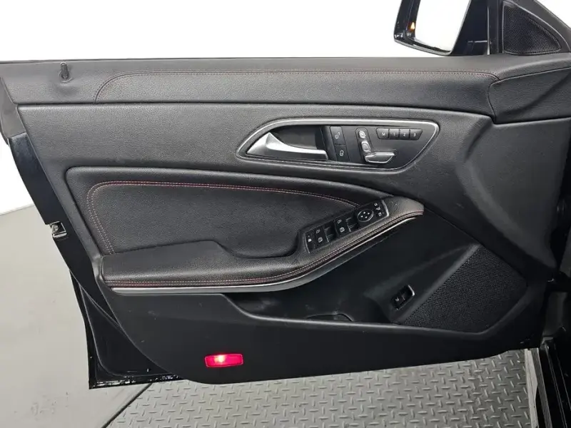 2017 Mercedes-Benz CLA с пробегом 120 140 км