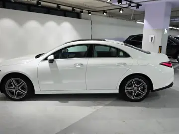 2025 Mercedes-Benz CLA с пробегом 33 км