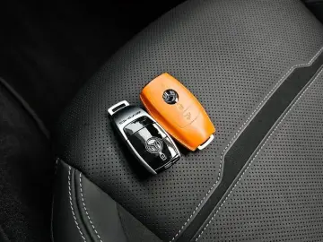 2021 Mercedes-Benz AMG GT с пробегом 23 072 км