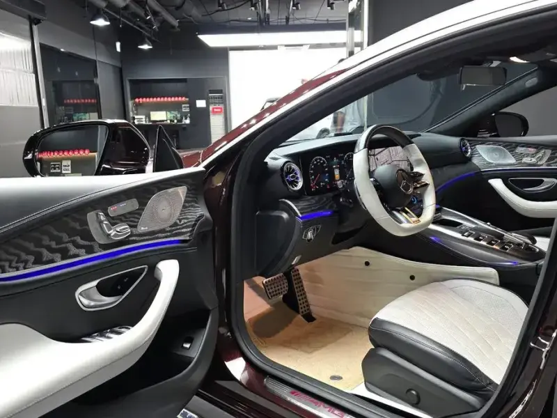 2022 Mercedes-Benz AMG GT с пробегом 65 915 км