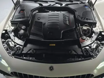 2023 Mercedes-Benz AMG GT с пробегом 65 579 км