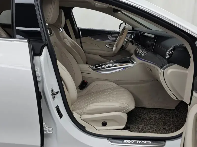 2023 Mercedes-Benz AMG GT с пробегом 56 403 км