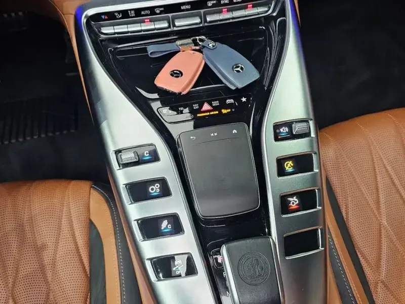 2021 Mercedes-Benz AMG GT с пробегом 38 816 км