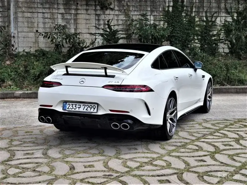 2023 Mercedes-Benz AMG GT с пробегом 17 100 км
