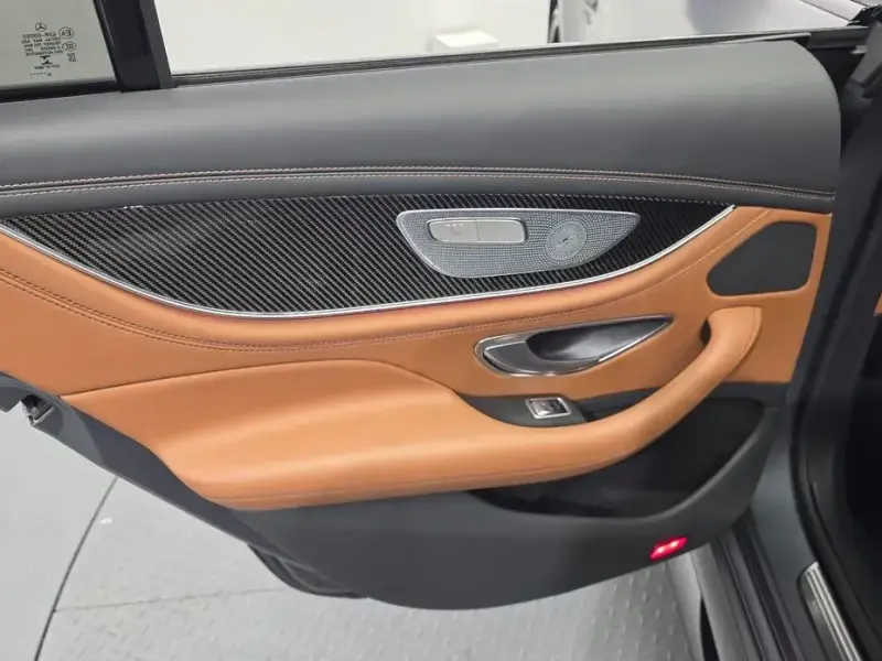 2022 Mercedes-Benz AMG GT с пробегом 34 371 км