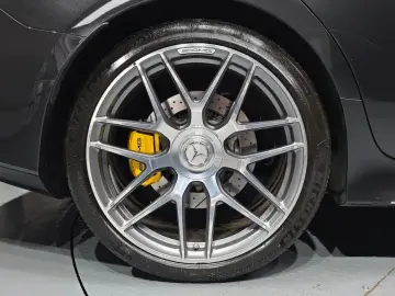 2023 Mercedes-Benz AMG GT с пробегом 27 311 км