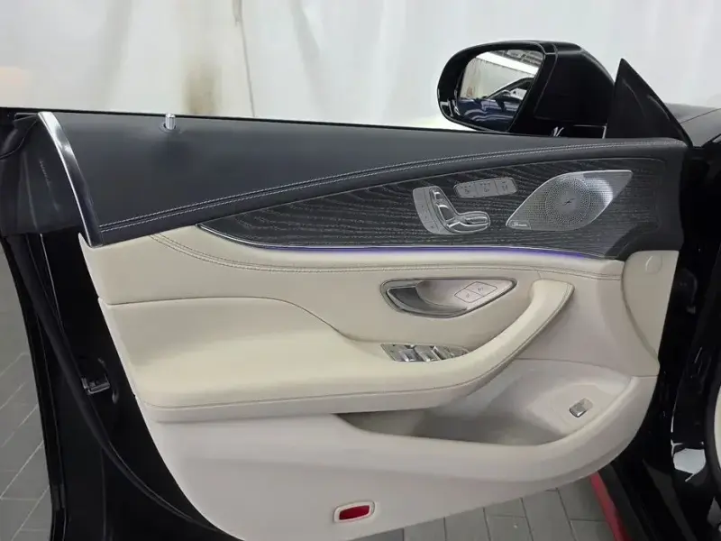 2022 Mercedes-Benz AMG GT с пробегом 10 366 км
