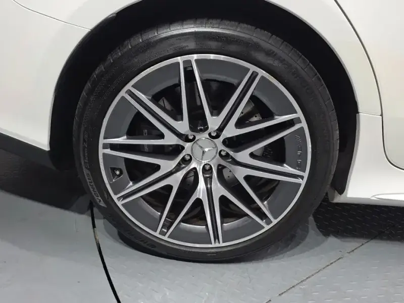 2022 Mercedes-Benz AMG GT с пробегом 39 049 км