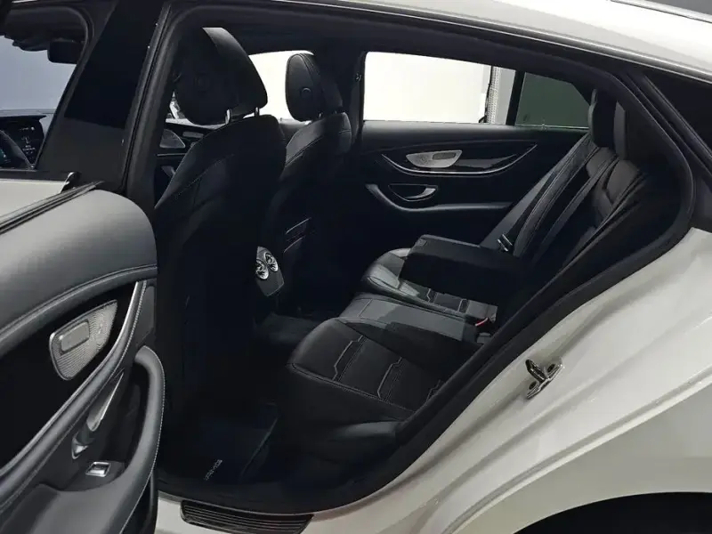 2022 Mercedes-Benz AMG GT с пробегом 97 850 км