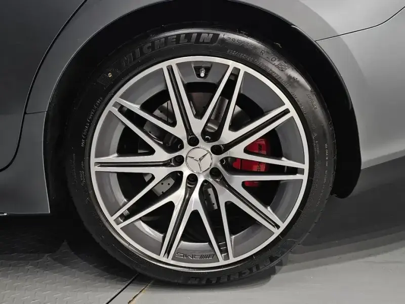 2024 Mercedes-Benz AMG GT с пробегом 3 549 км