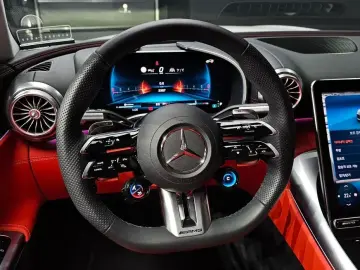 2025 Mercedes-Benz AMG GT с пробегом 3 387 км