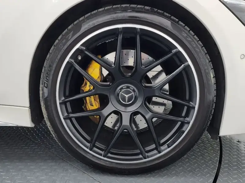2022 Mercedes-Benz AMG GT с пробегом 64 637 км