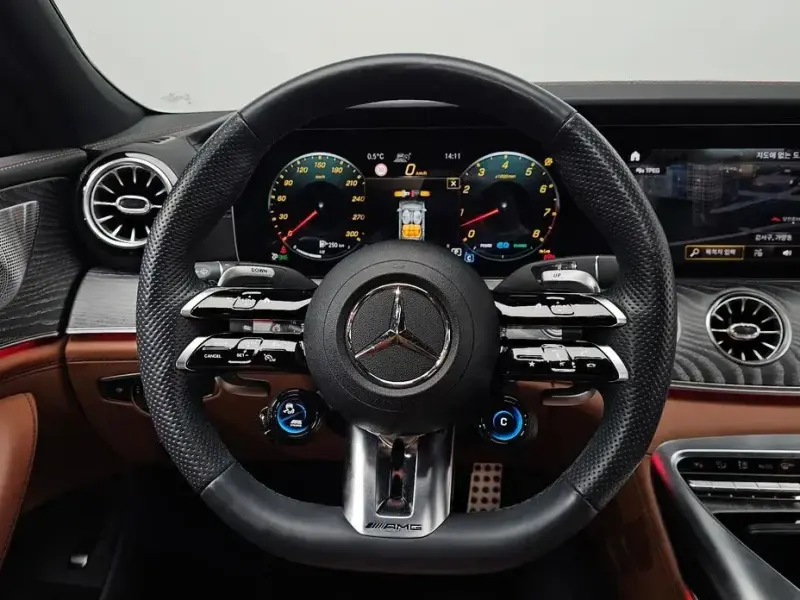 2022 Mercedes-Benz AMG GT с пробегом 18 210 км