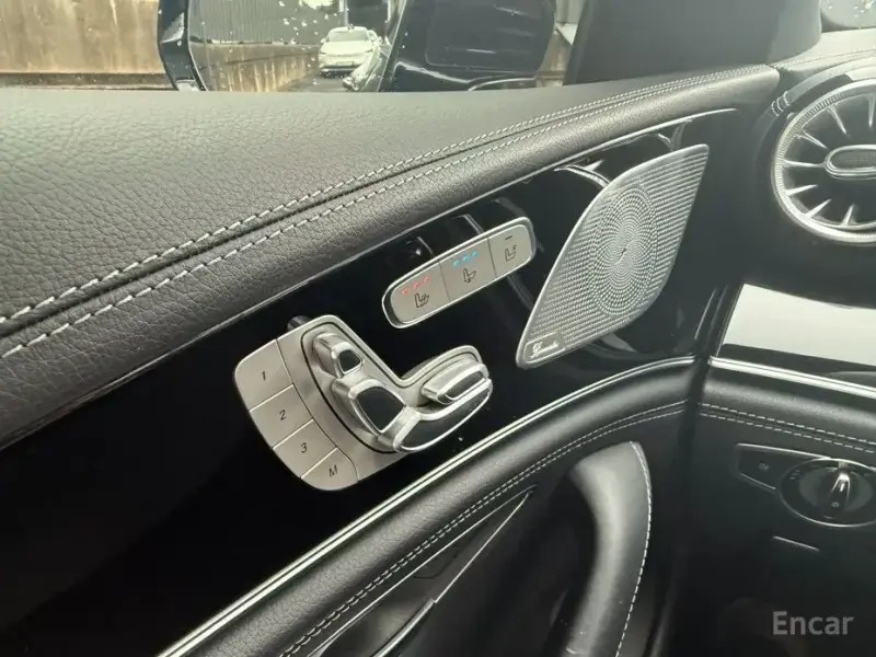 2022 Mercedes-Benz AMG GT с пробегом 48 668 км