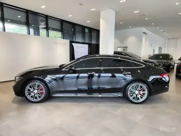 2025 Mercedes-Benz AMG GT с пробегом 3 043 км