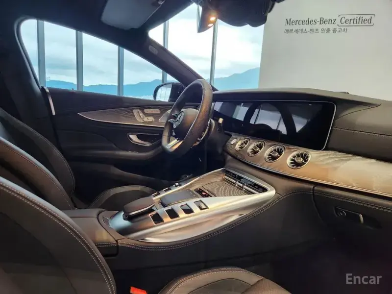 2025 Mercedes-Benz AMG GT с пробегом 3 043 км