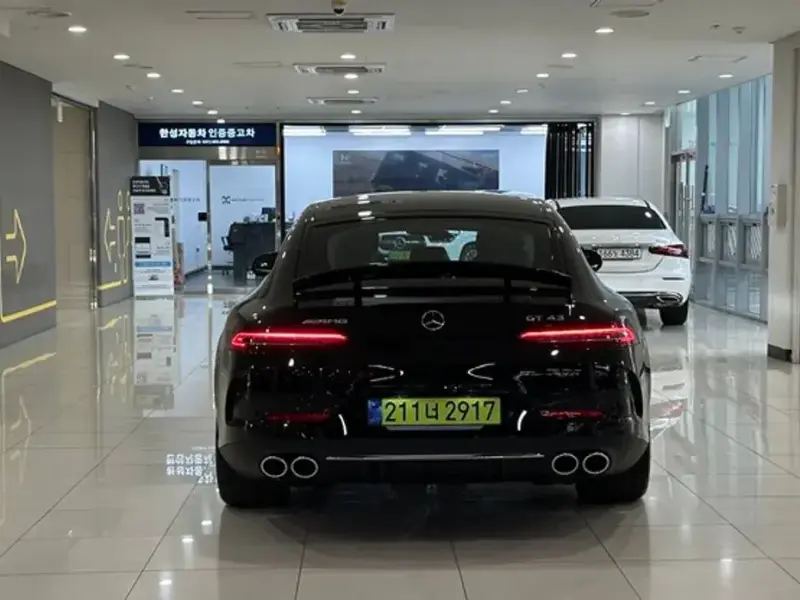 2025 Mercedes-Benz AMG GT с пробегом 20 км