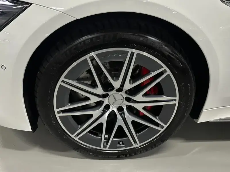2025 Mercedes-Benz AMG GT с пробегом 7 356 км