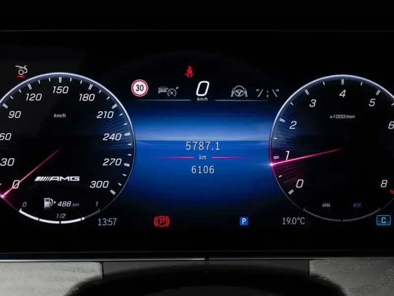 2025 Mercedes-Benz AMG GT с пробегом 6 104 км