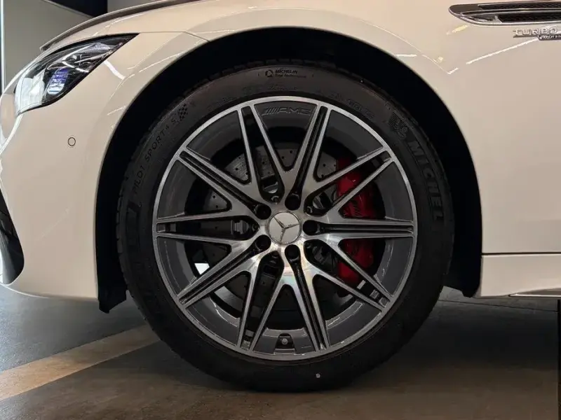 2025 Mercedes-Benz AMG GT с пробегом 11 км