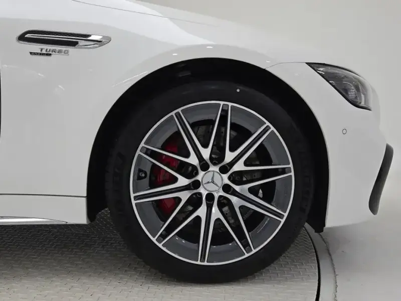 2025 Mercedes-Benz AMG GT с пробегом 1 421 км