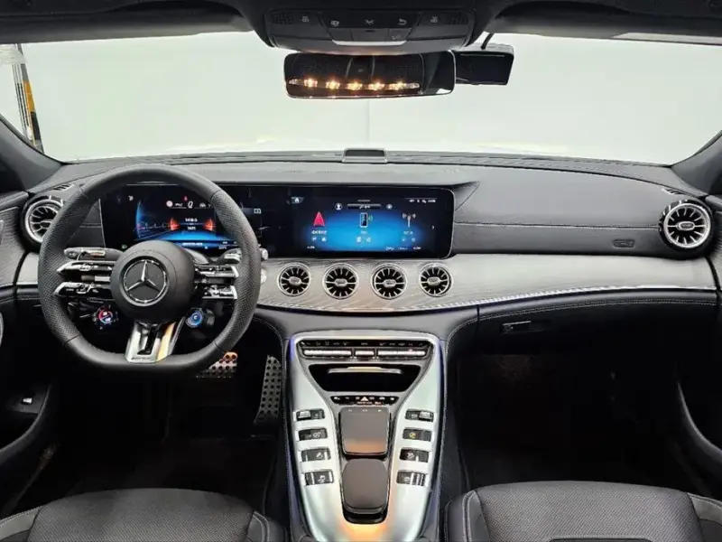 2025 Mercedes-Benz AMG GT с пробегом 1 421 км