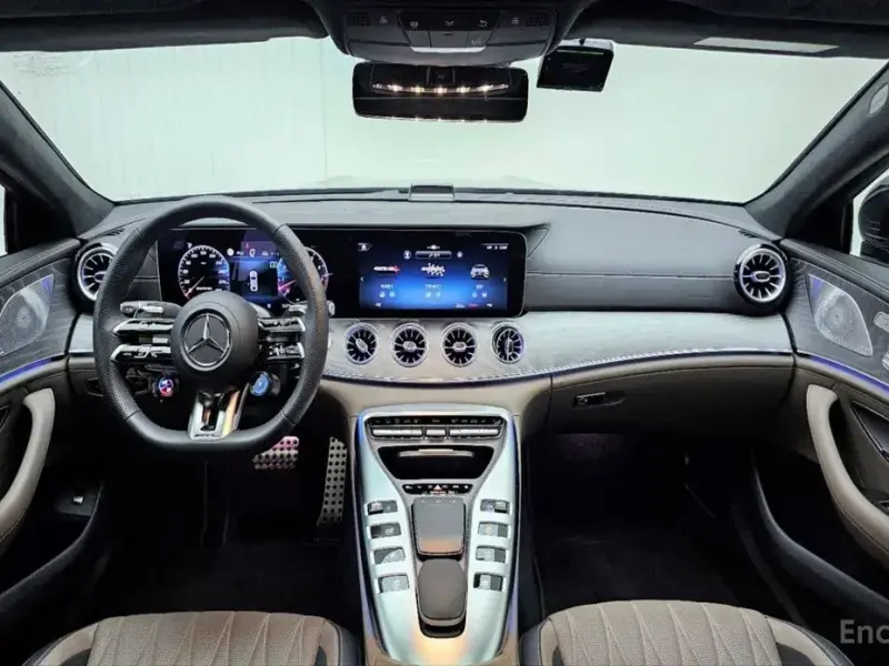 2025 Mercedes-Benz AMG GT с пробегом 7 064 км