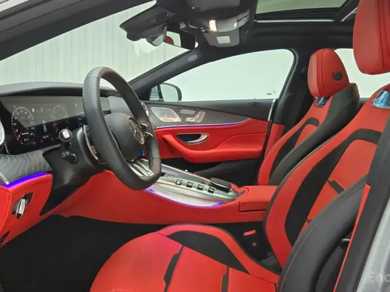 2025 Mercedes-Benz AMG GT с пробегом 4 408 км