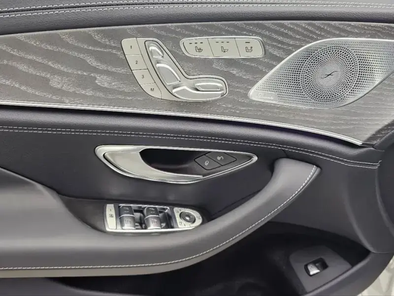 2025 Mercedes-Benz AMG GT с пробегом 1 421 км
