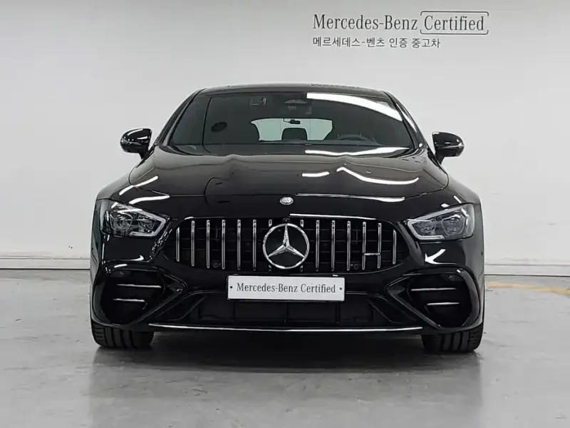 2025 Mercedes-Benz AMG GT с пробегом 712 км