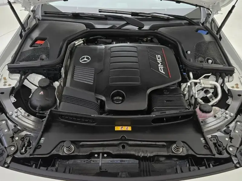2025 Mercedes-Benz AMG GT с пробегом 33 км