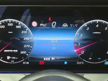 2025 Mercedes-Benz AMG GT с пробегом 33 км